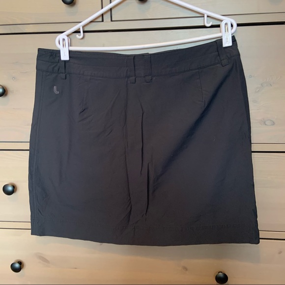 Lolë skirt - Picture 5 of 7